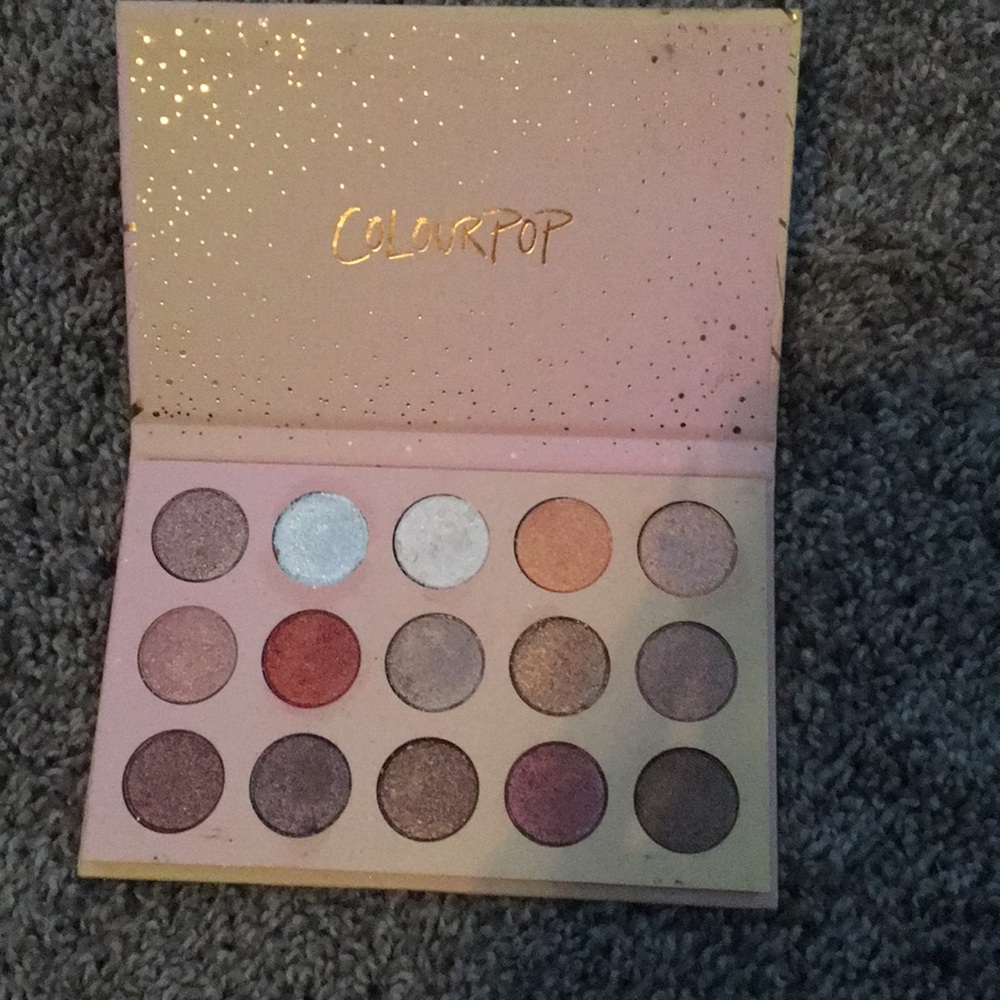 Colourpop frosted eye shadow palette